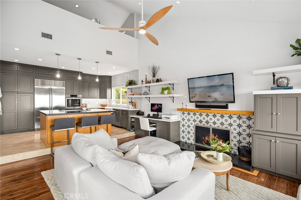 2888 Bernard Court