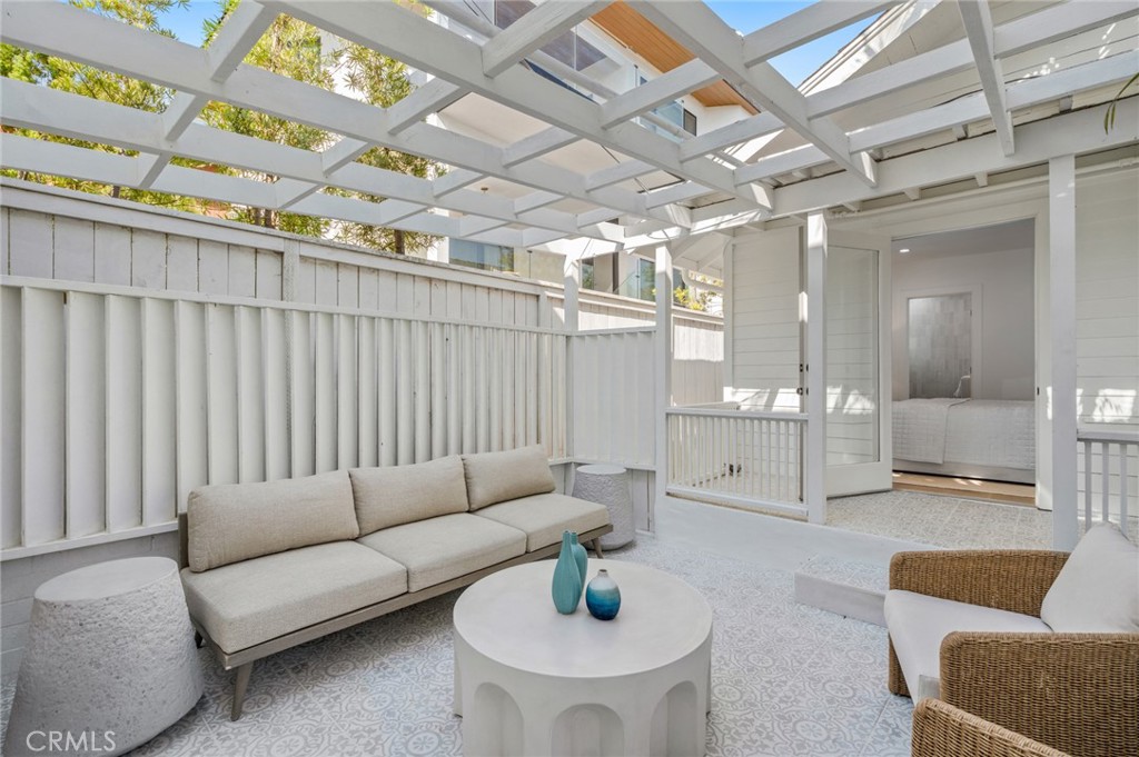 232 San Joaquin Street