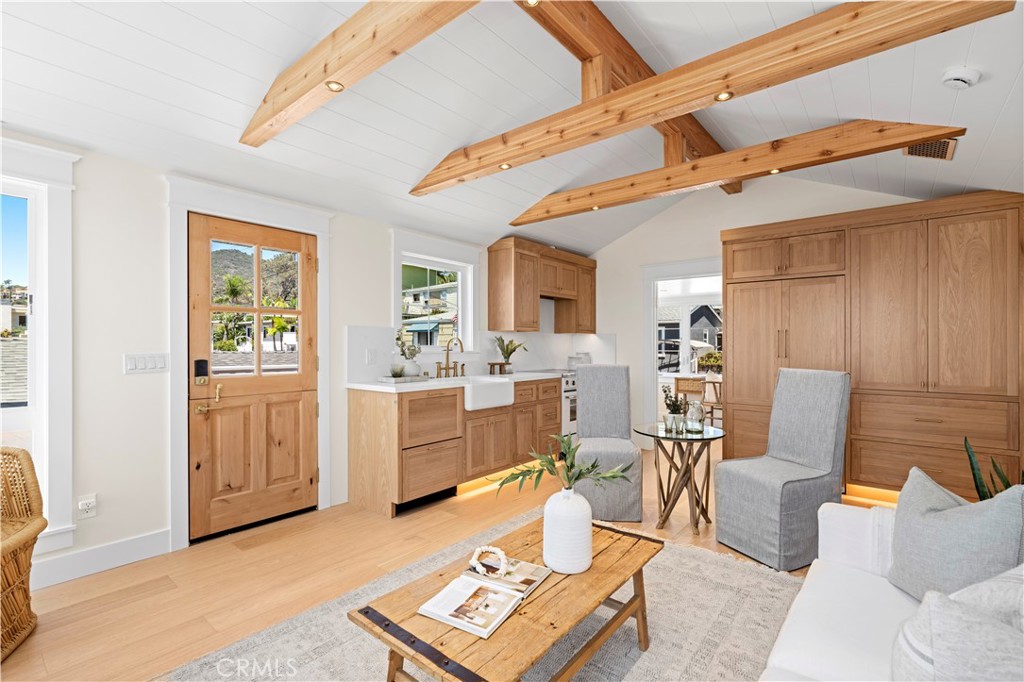 31721 Fairview Road UPPER