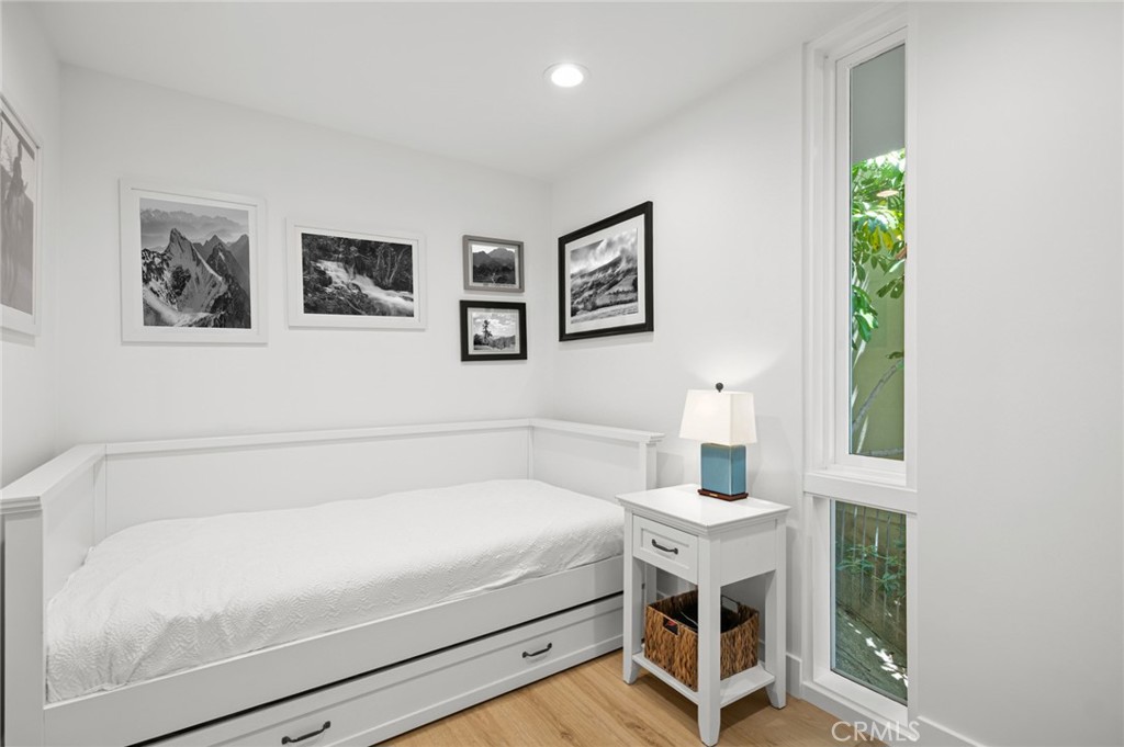 1061 Skyline Drive