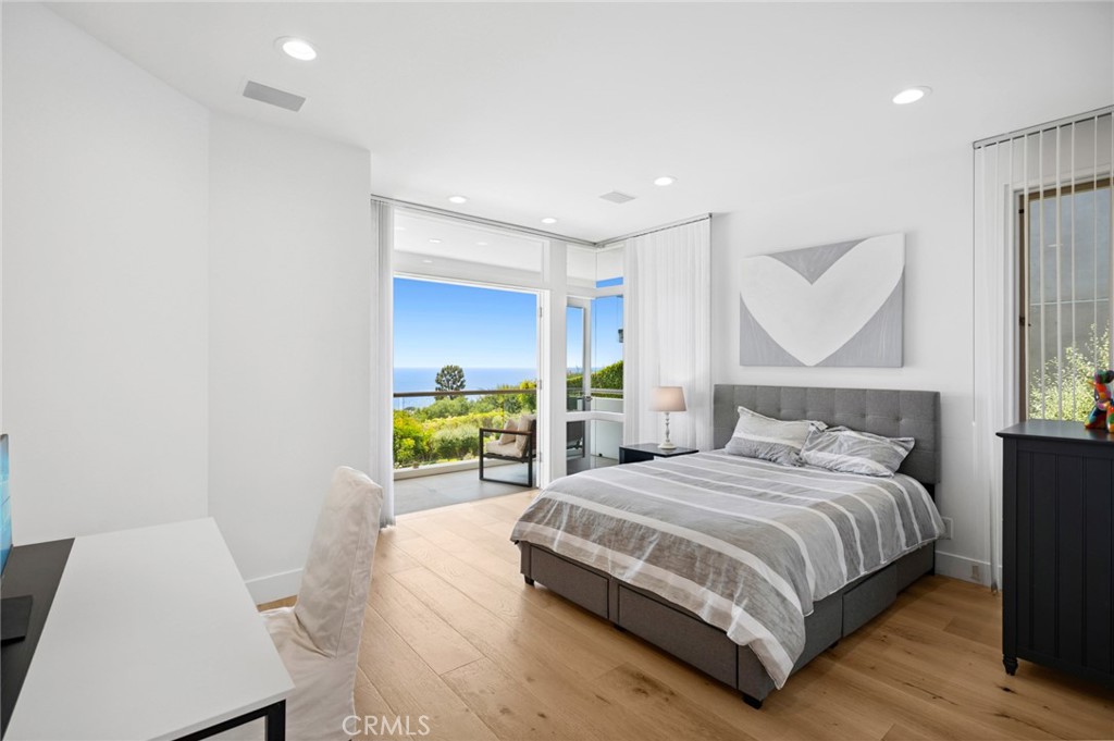 1061 Skyline Drive