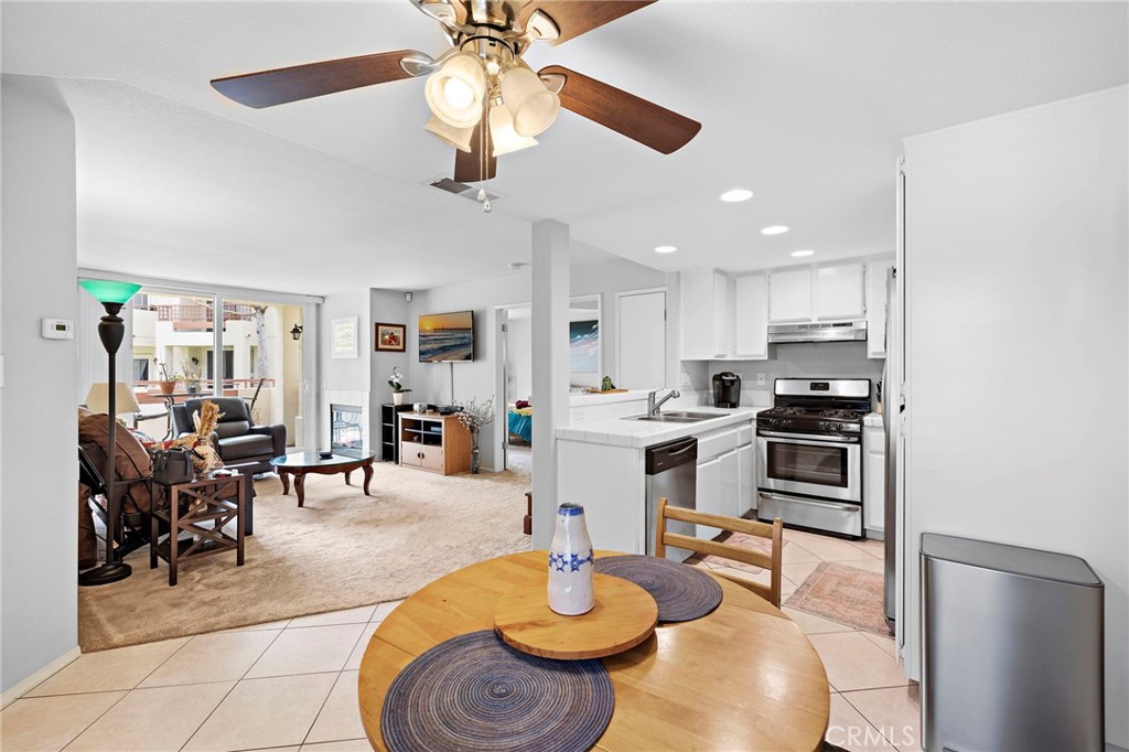 405 Ribbon Beach Way 243