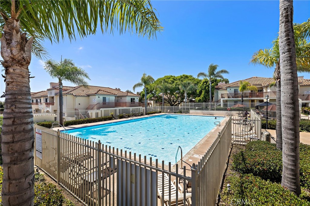 405 Ribbon Beach Way 243