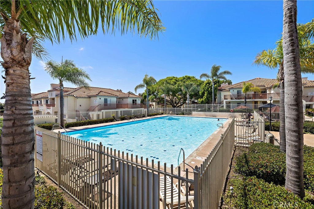 405 Ribbon Beach Way 243
