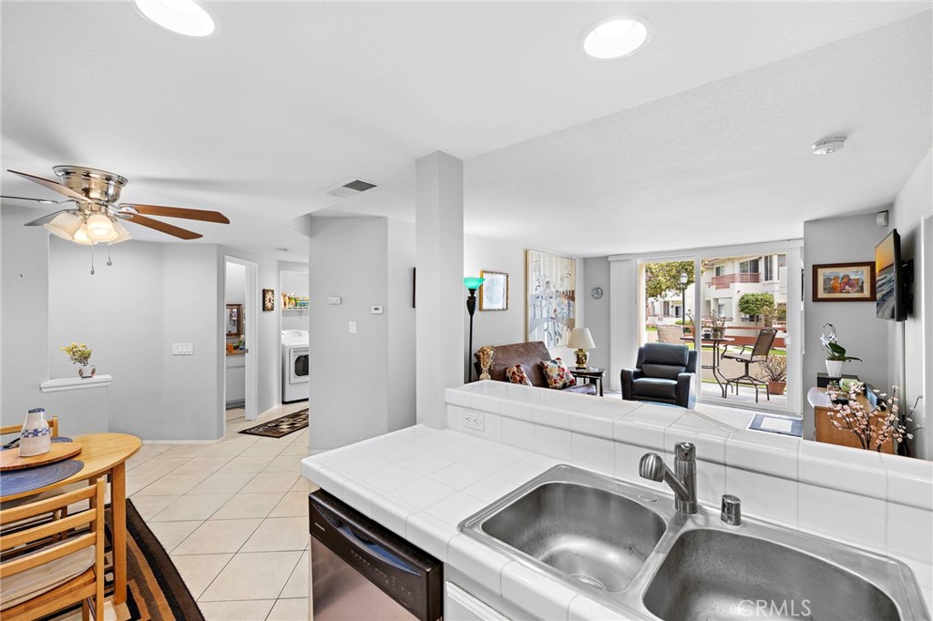 405 Ribbon Beach Way 243