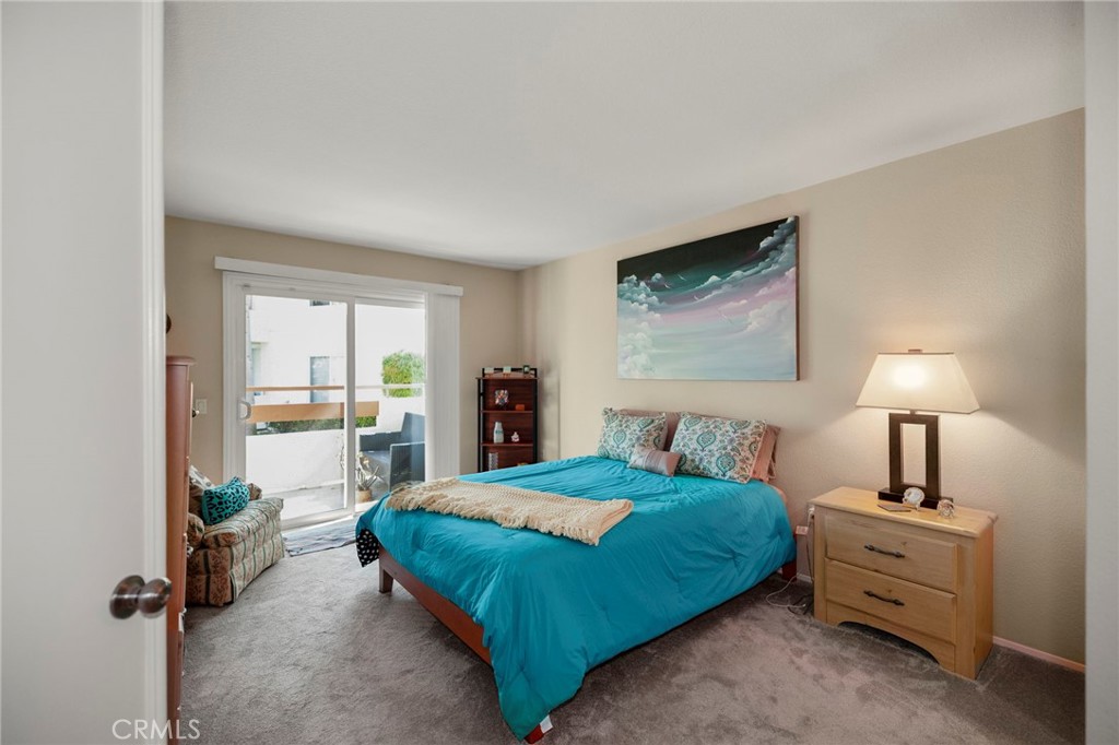 405 Ribbon Beach Way 243