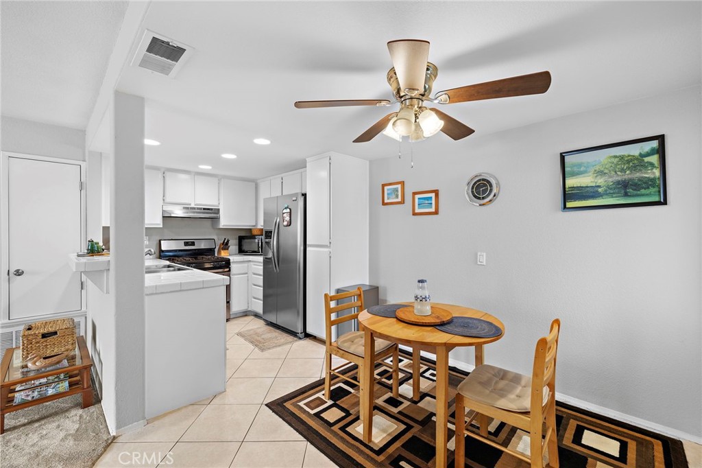 405 Ribbon Beach Way 243