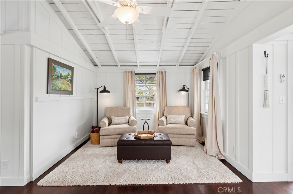 513 Oak Street