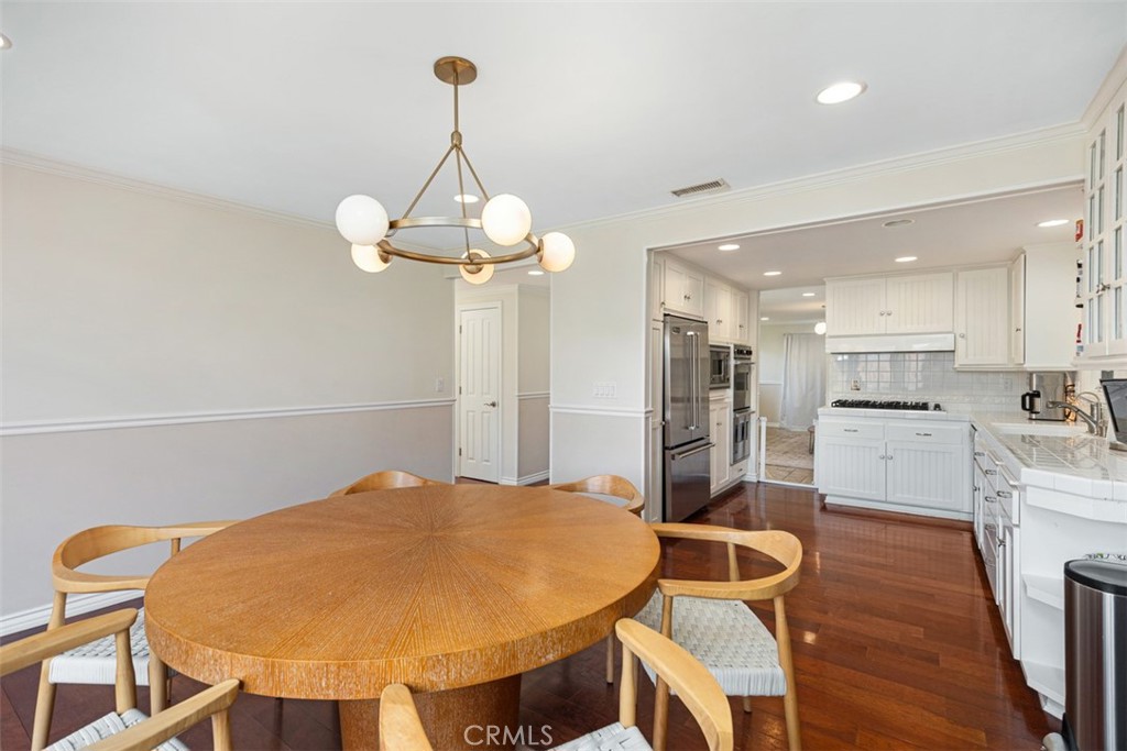 3160 Alta Laguna Boulevard