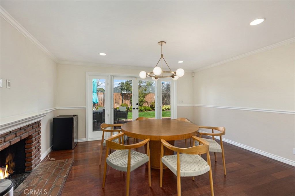 3160 Alta Laguna Boulevard