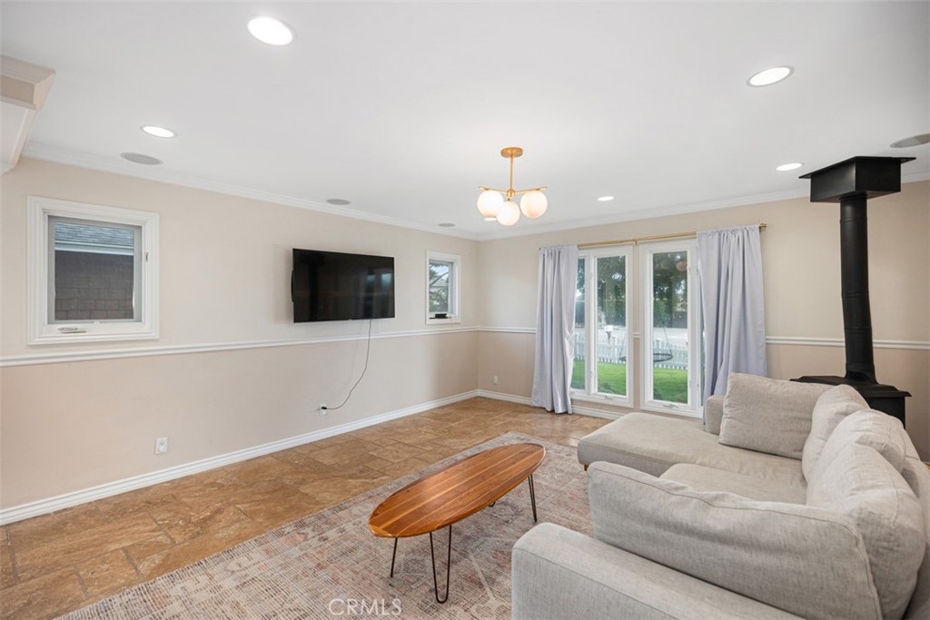 3160 Alta Laguna Boulevard