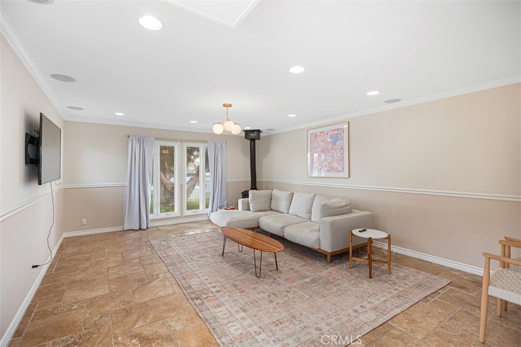 3160 Alta Laguna Boulevard