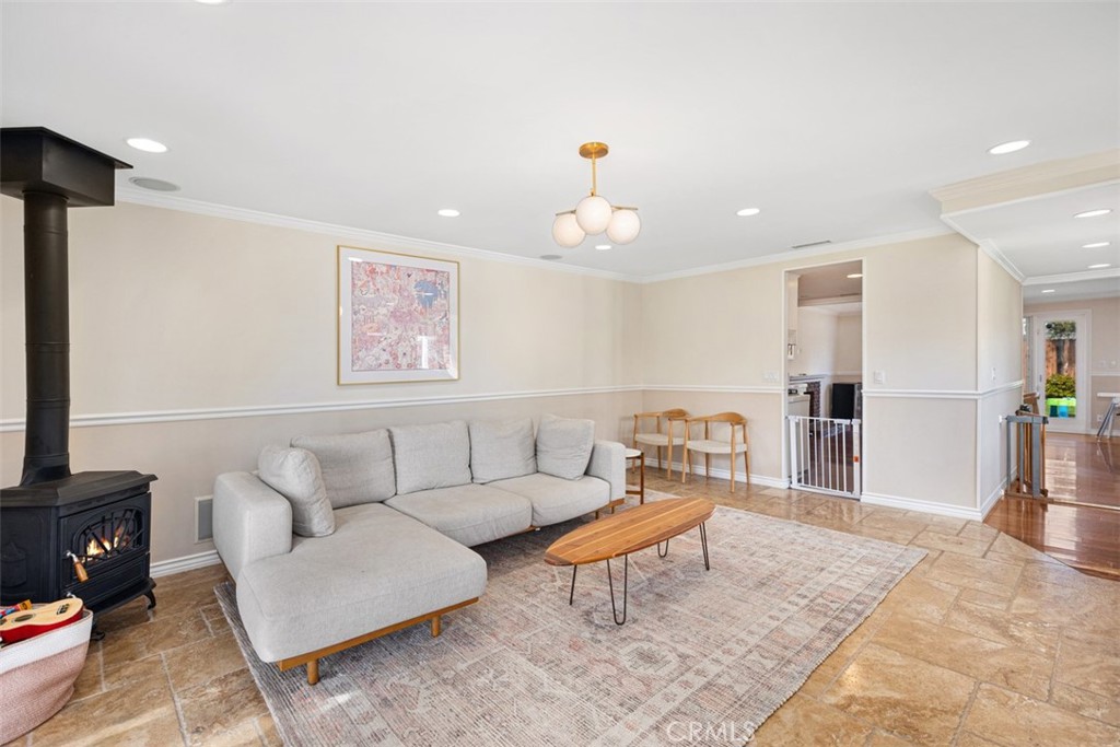 3160 Alta Laguna Boulevard