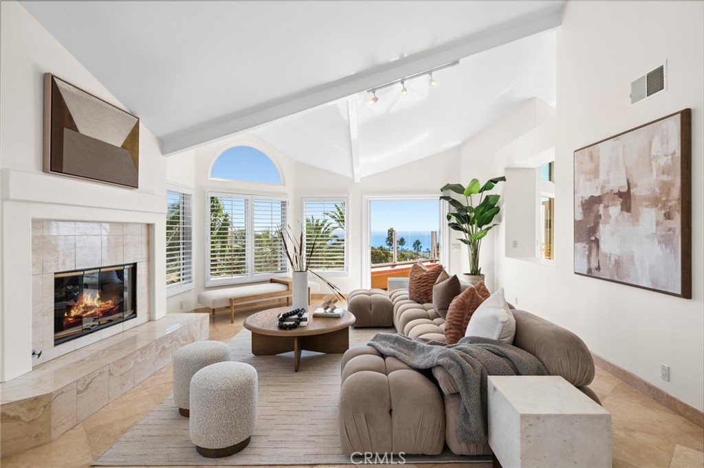 33682 Holtz Hill Drive