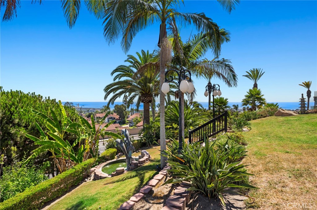 33682 Holtz Hill Drive