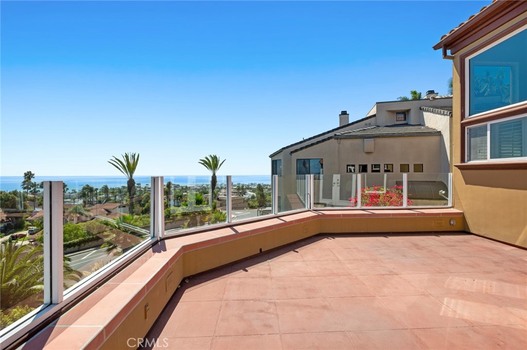 33682 Holtz Hill Drive