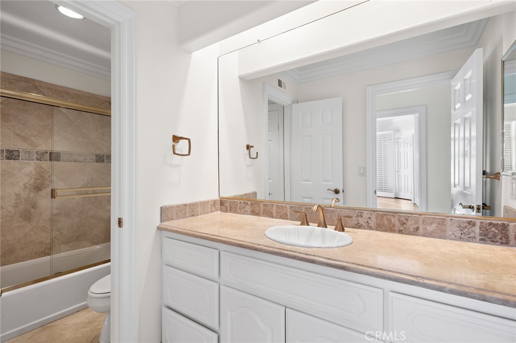 33682 Holtz Hill Drive