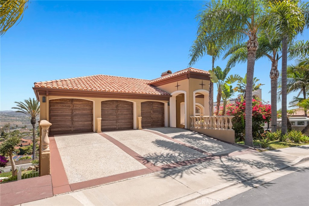 33682 Holtz Hill Drive