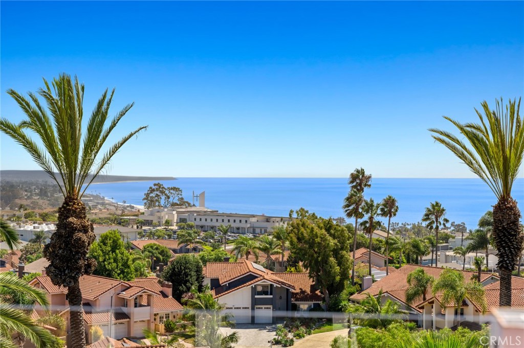 33682 Holtz Hill Drive