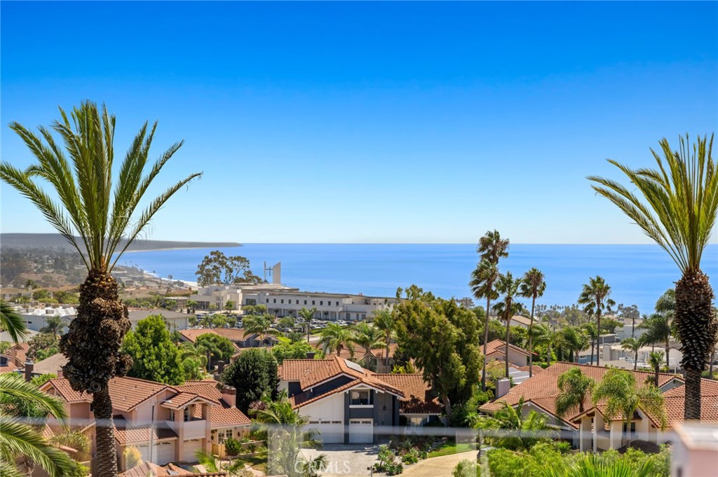 33682 Holtz Hill Drive