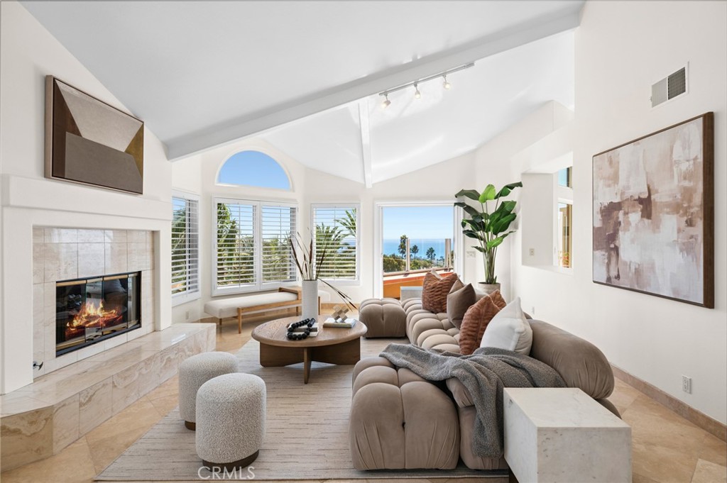 33682 Holtz Hill Drive