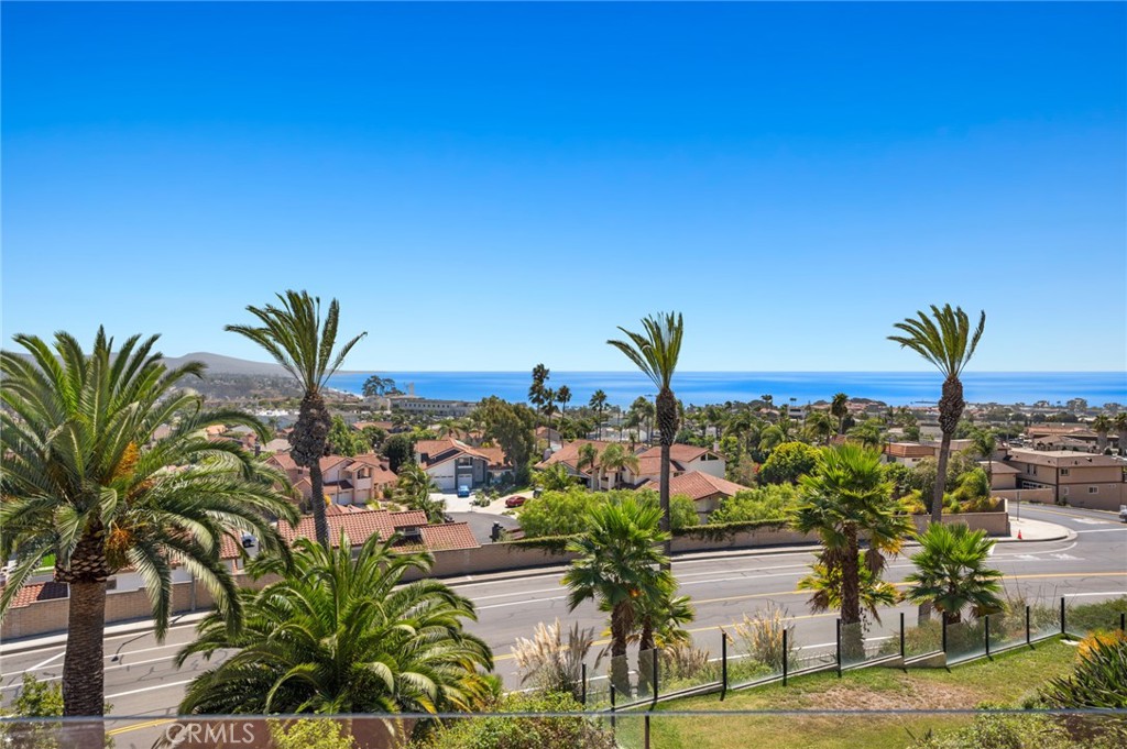 33682 Holtz Hill Drive