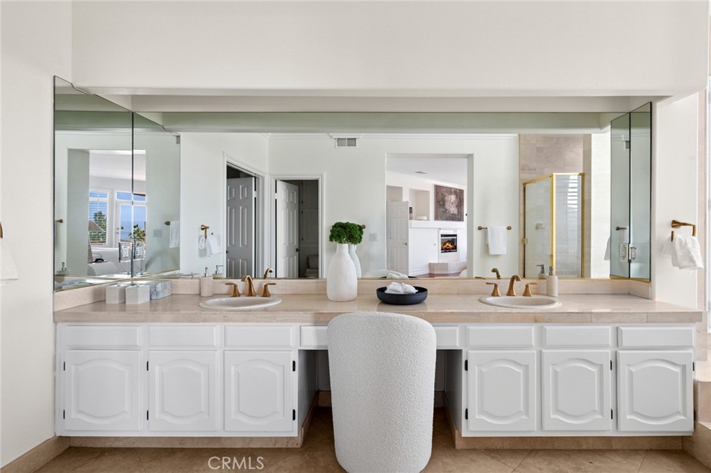 33682 Holtz Hill Drive