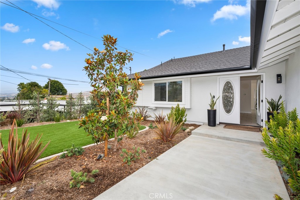 33182 Blue Fin Drive