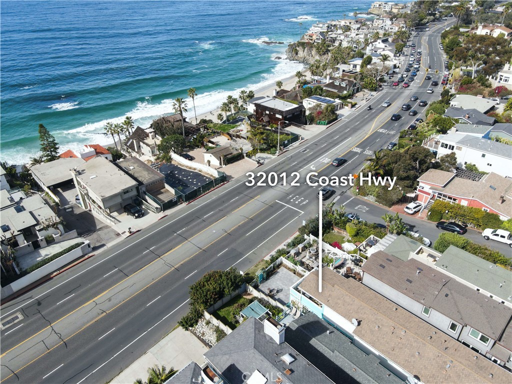 32012 Coast