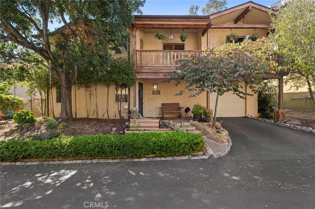 2072 Hidden Valley Canyon Road