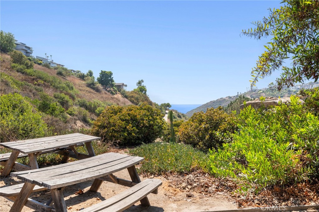 2072 Hidden Valley Canyon Road