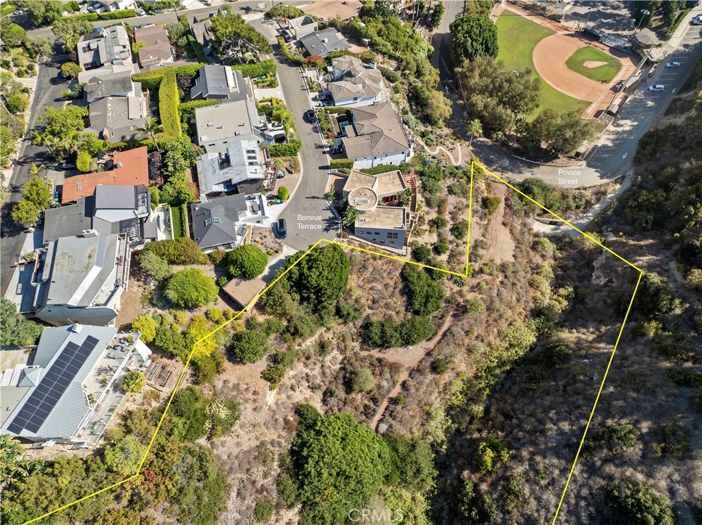 455 Bonvue Terrace