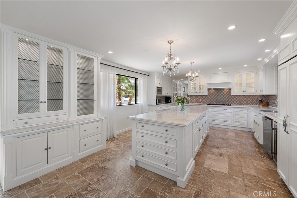 72408 Desert Drive