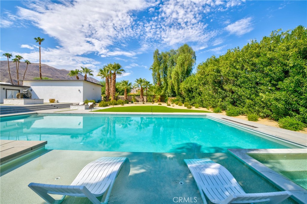 72408 Desert Drive