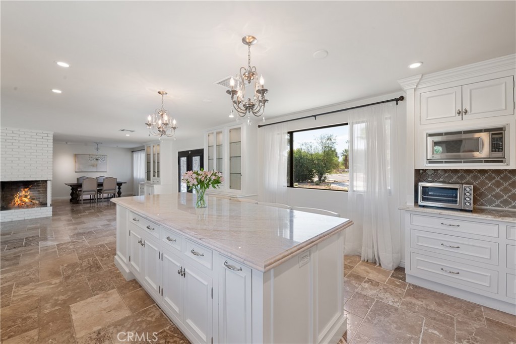 72408 Desert Drive