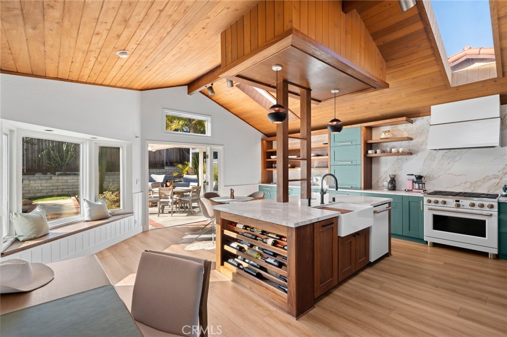 33121 Mesa Vista Drive