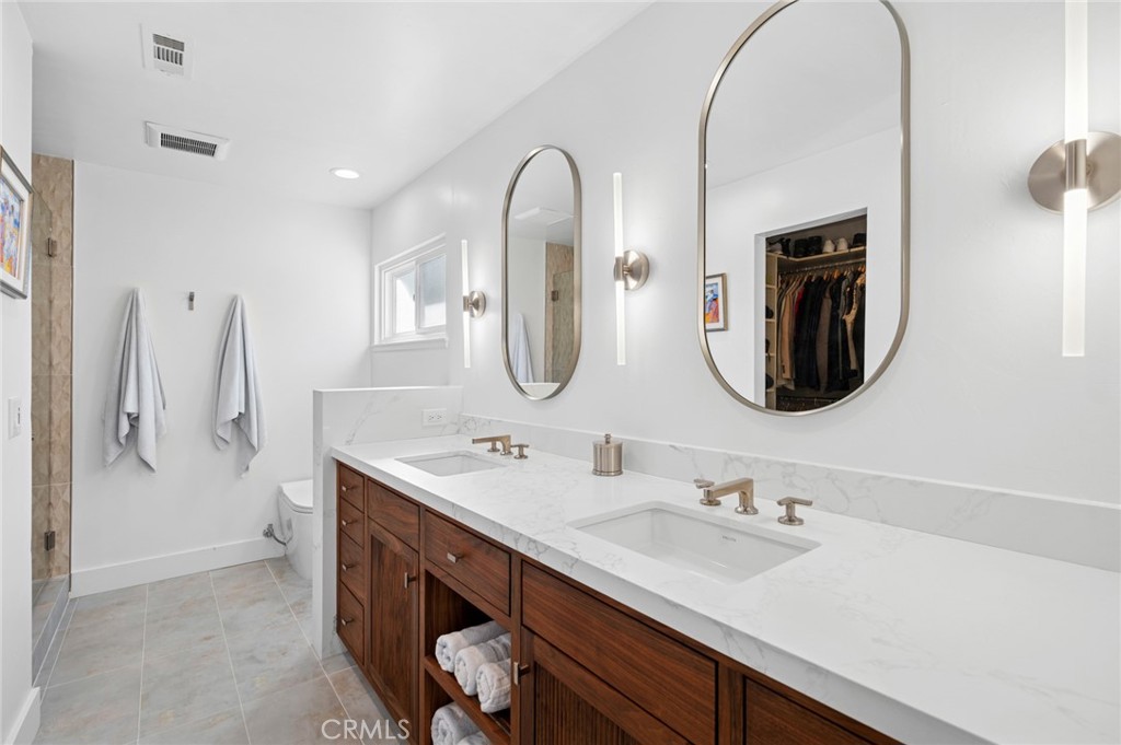 33121 Mesa Vista Drive