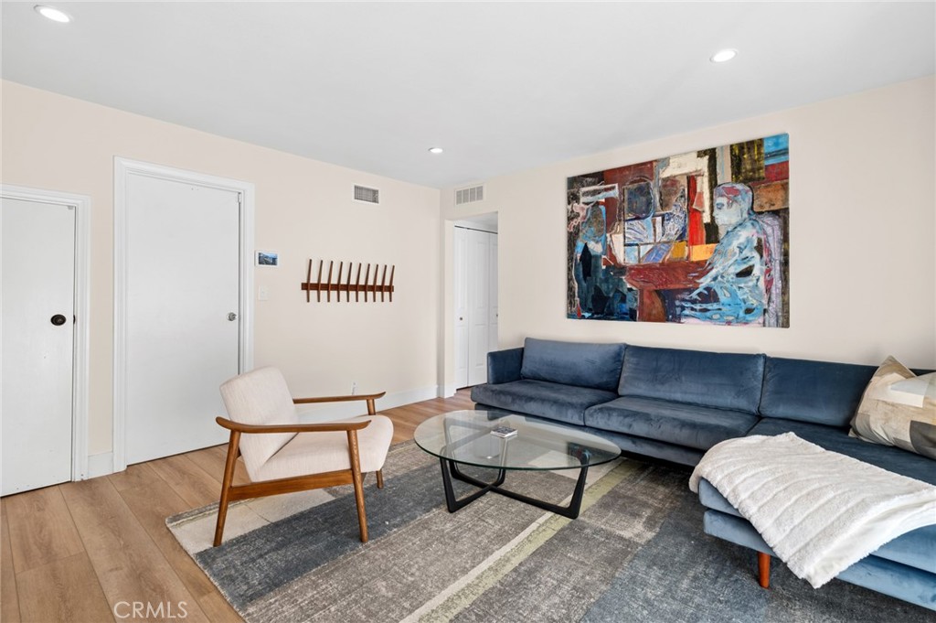 33121 Mesa Vista Drive