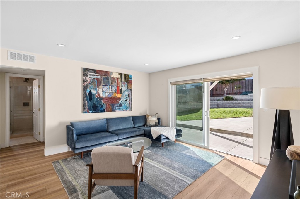 33121 Mesa Vista Drive