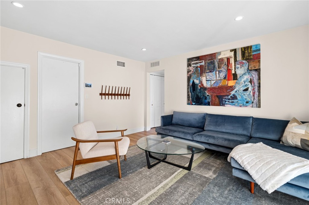 33121 Mesa Vista Drive