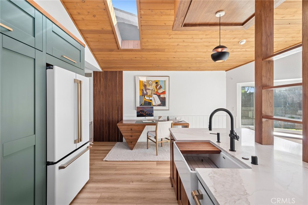 33121 Mesa Vista Drive