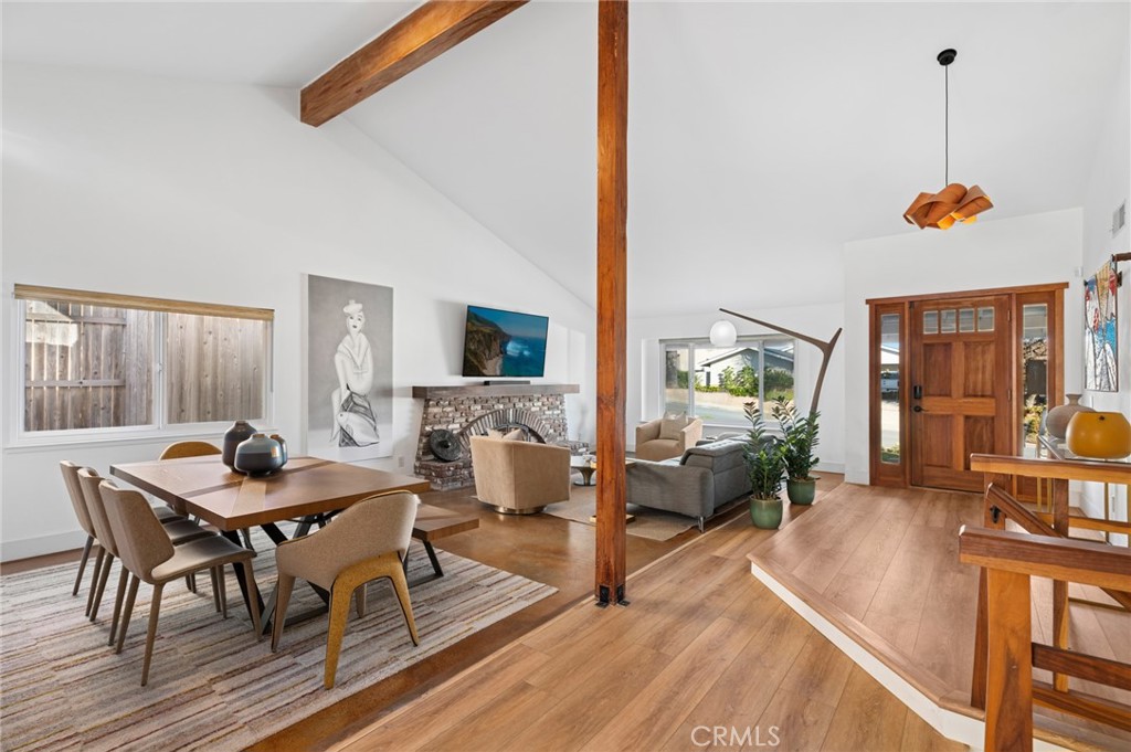 33121 Mesa Vista Drive