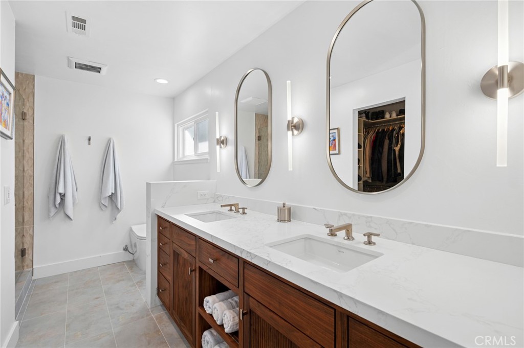 33121 Mesa Vista Drive