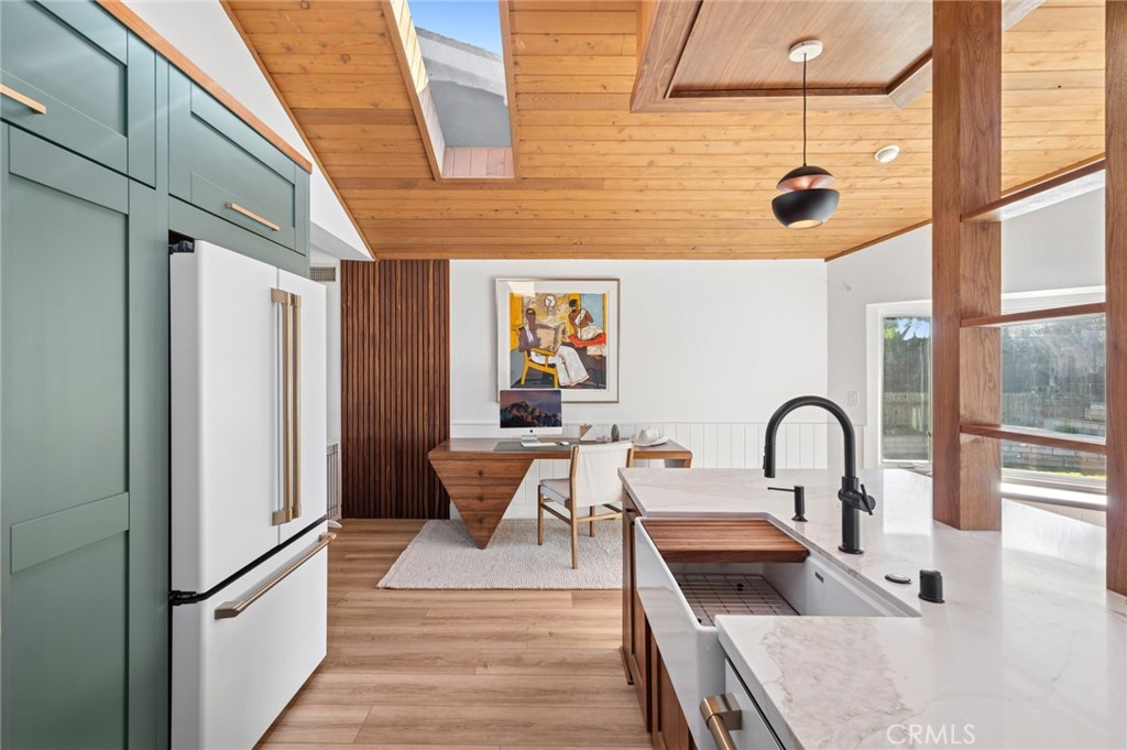 33121 Mesa Vista Drive