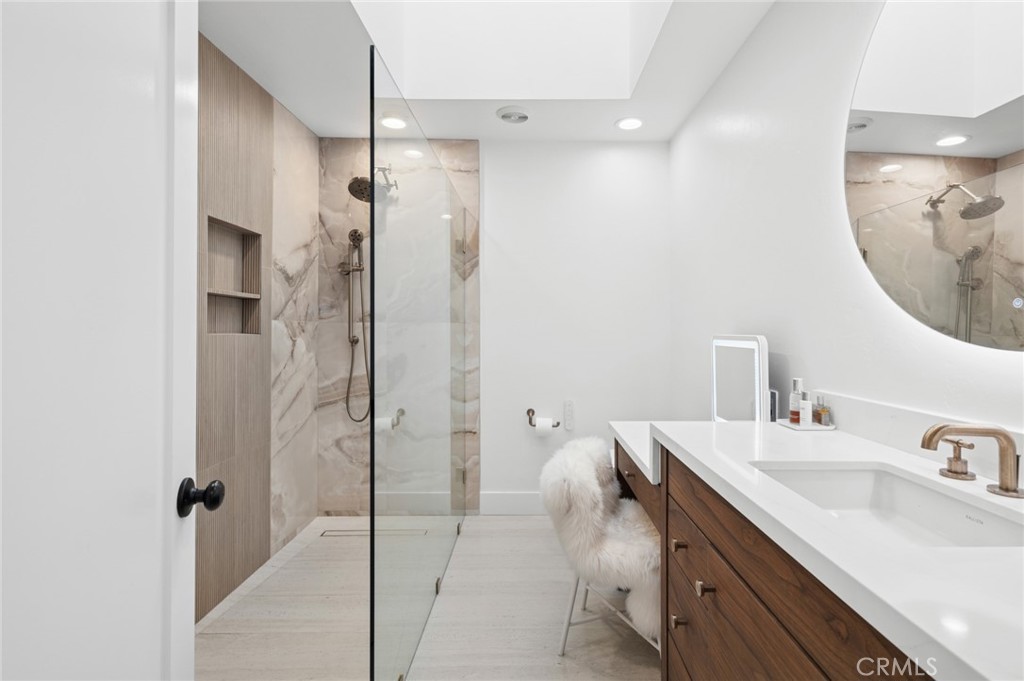 33121 Mesa Vista Drive