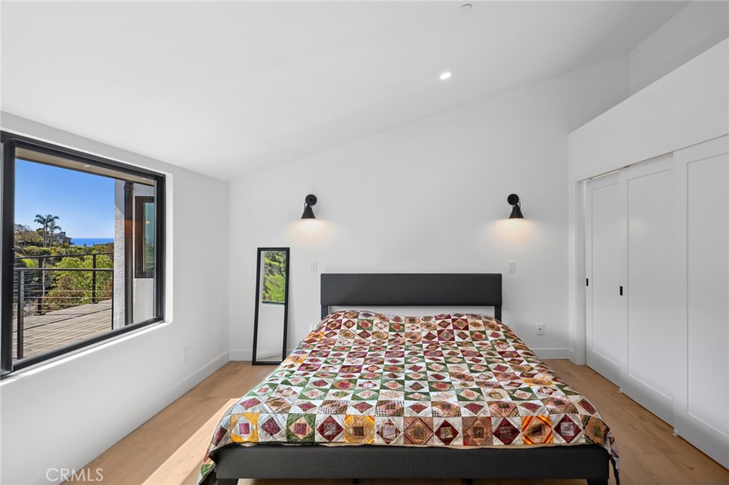 990 Meadowlark Drive