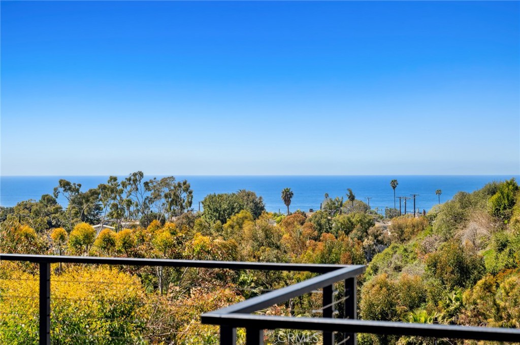 990 Meadowlark Drive