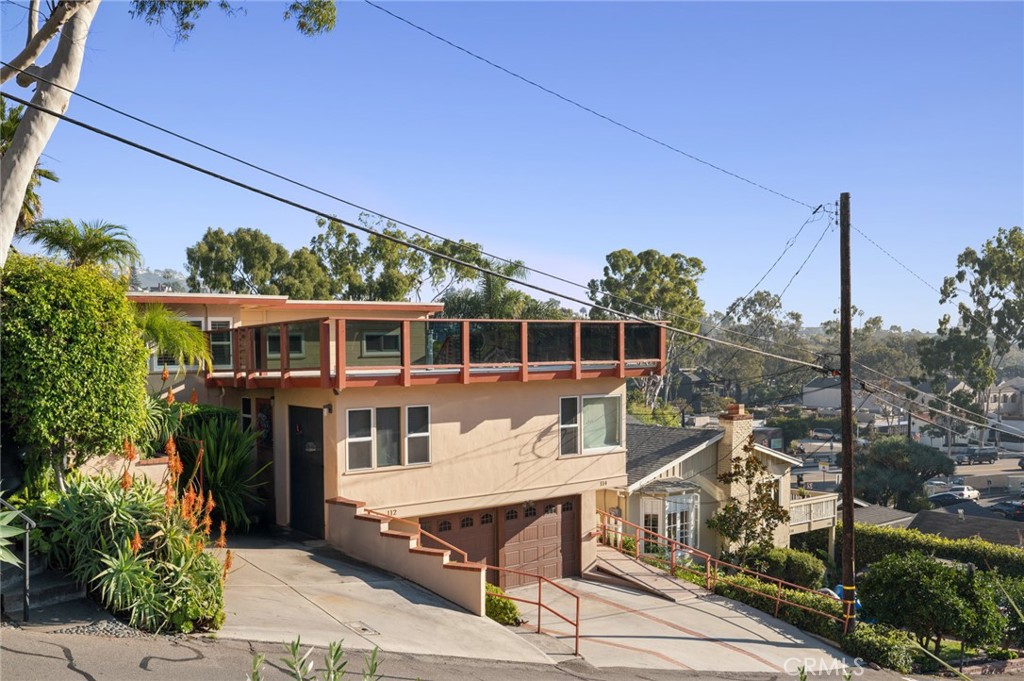 114 HIGH DRIVE