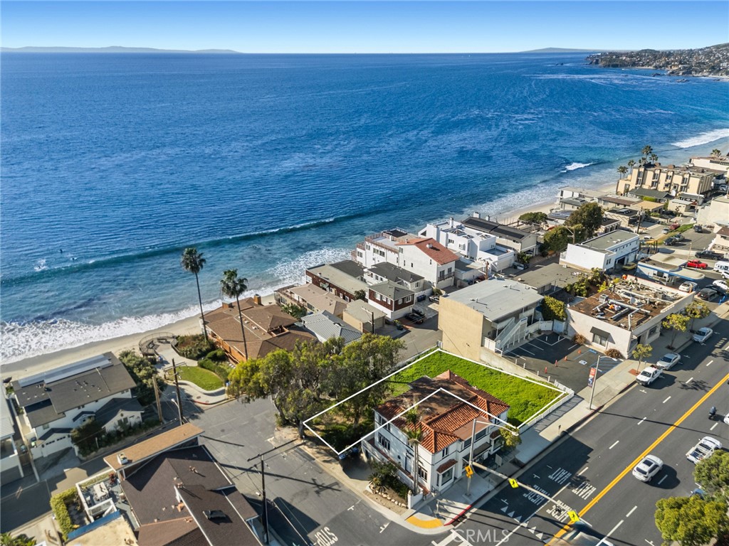 1081 South Coast Highway