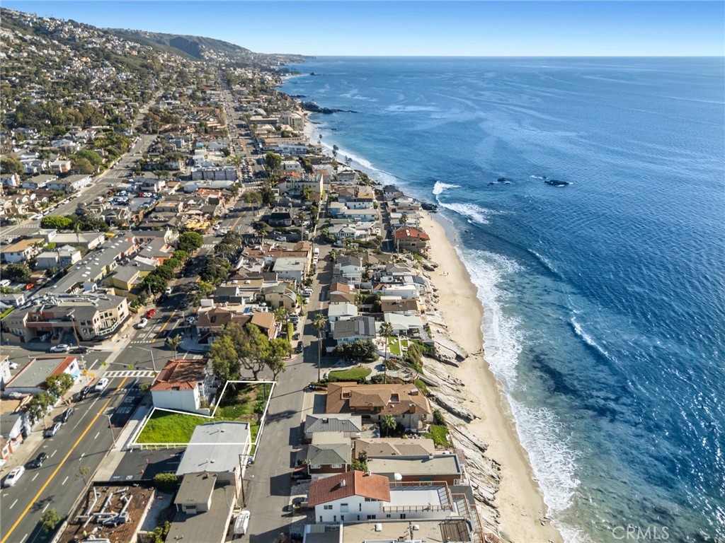 1081 South Coast Highway